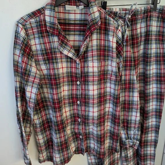 L.L. Bean Women's Scotch Plaid Flannel Christmas Pajamas Set Two Piece XL Tall - Picture 2 of 8